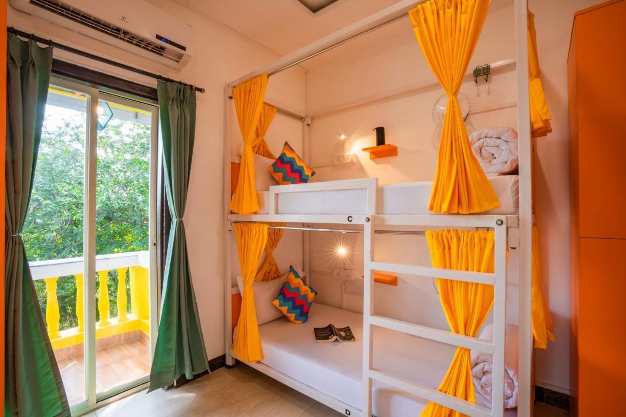 Gostops Plus Goa Vagator Ó-Goa Kültér fotó